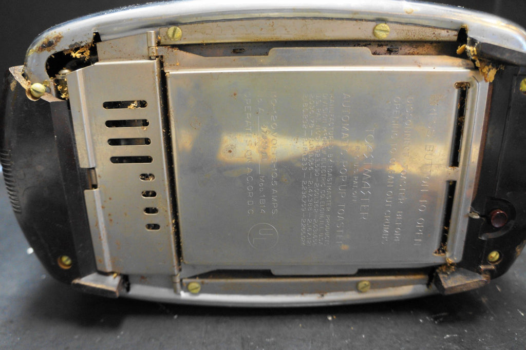 Toastmaster 1B14 Chrome Brown Bakelite 1940s-50s Automatic Toaster