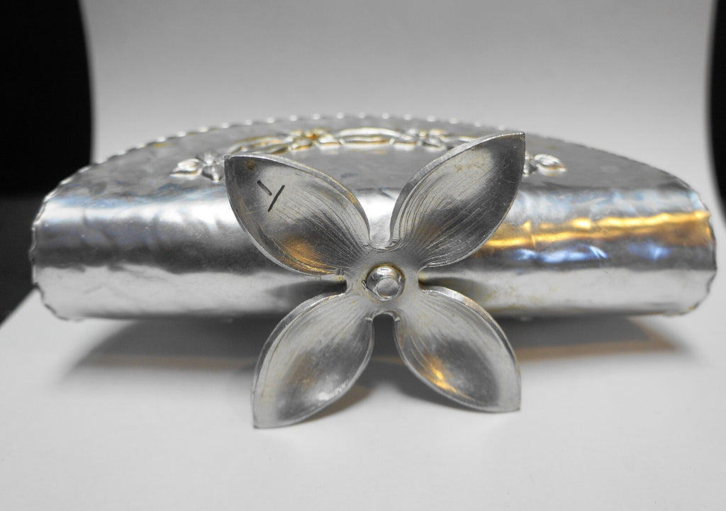 Rodney Kent Hammered Aluminum Daisy Chain Flowers Napkin Holder