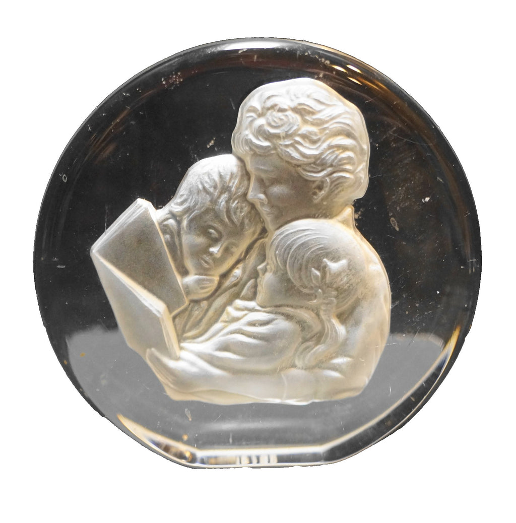 Danbury Mint Lead Crystal Mother's Day Paperweight 1981 Limited Edition