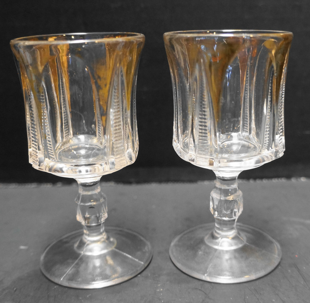 Tarentum Ladders Loop and Pyramid EAPG Cordial Glasses Pair