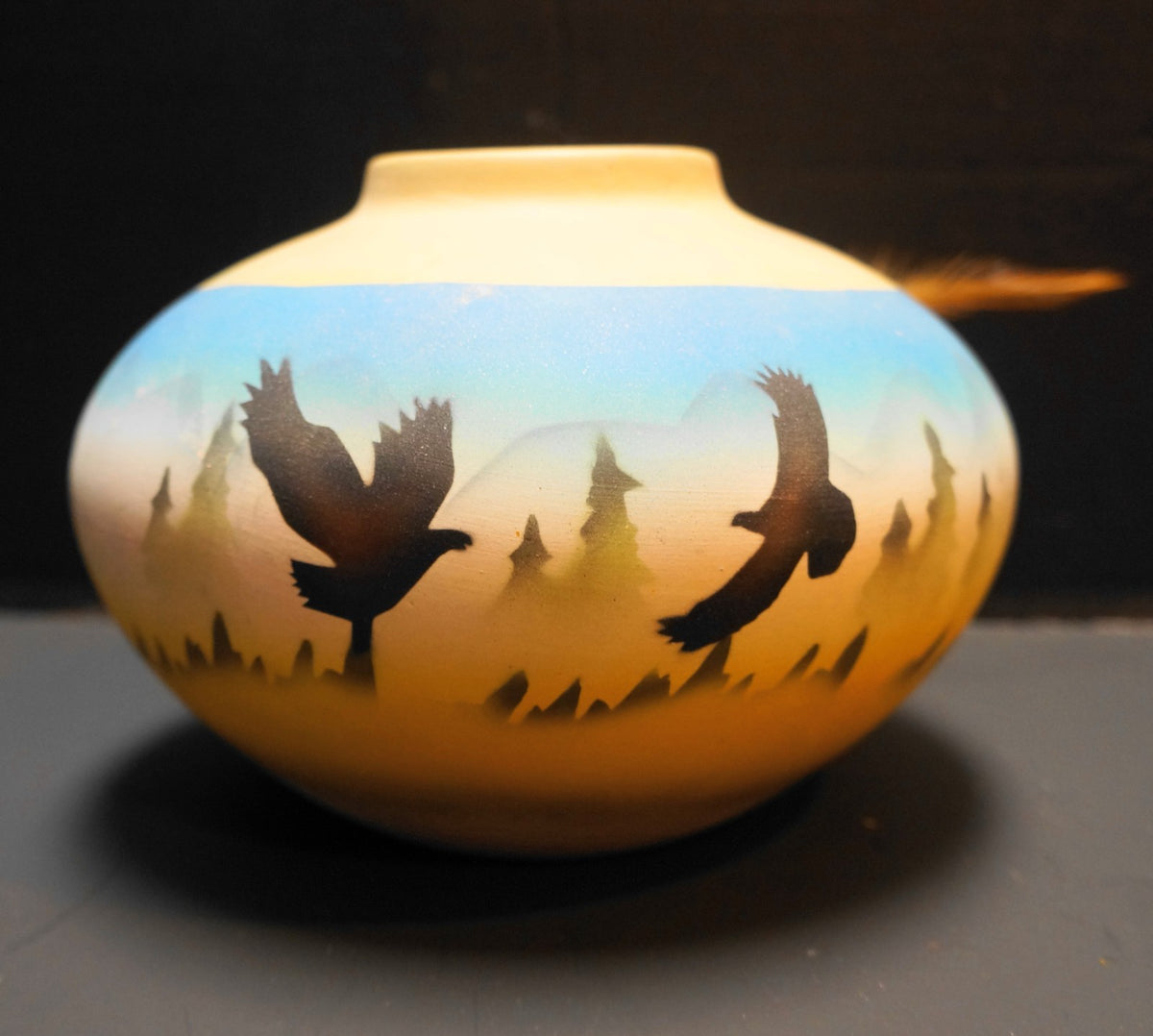 Southwestern Native American Squat Vase Airbrush Paint Wolf Bird Dreamcatcher