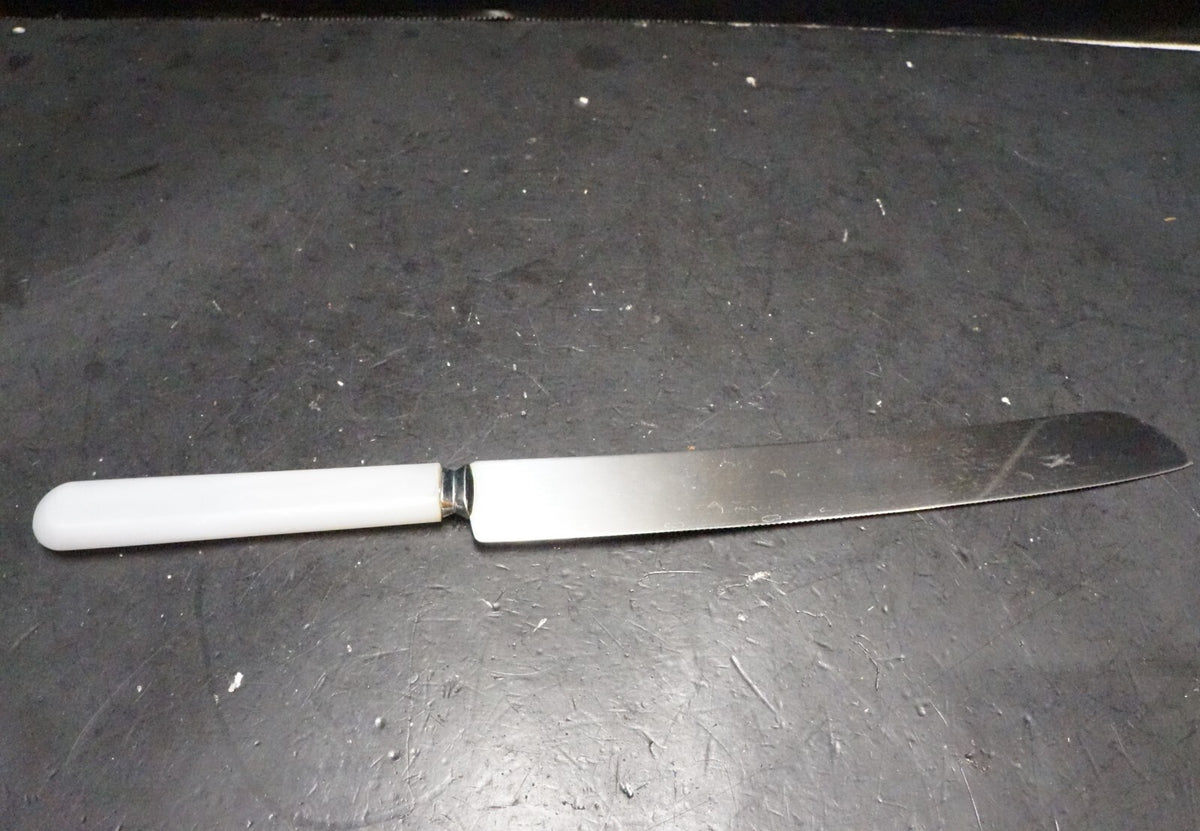 Leonard Silver Stainless Steel White Pearlized Lucite Handle Cake Knife