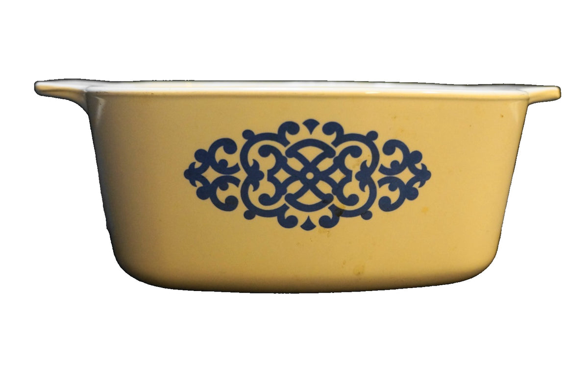 Corning Ware Shell Oil Medallion Blue 1 1/2 QT A-1 1/2-B Casserole No Lid