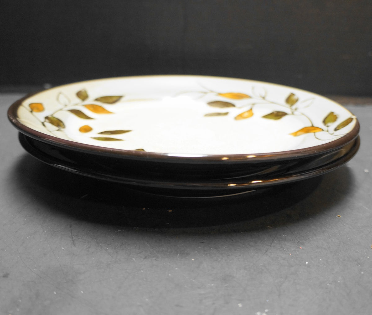 Pfaltzgraff Everyday Rustic Leaves Set Of 7 Salad Dessert Plates Stoneware 8 3/4