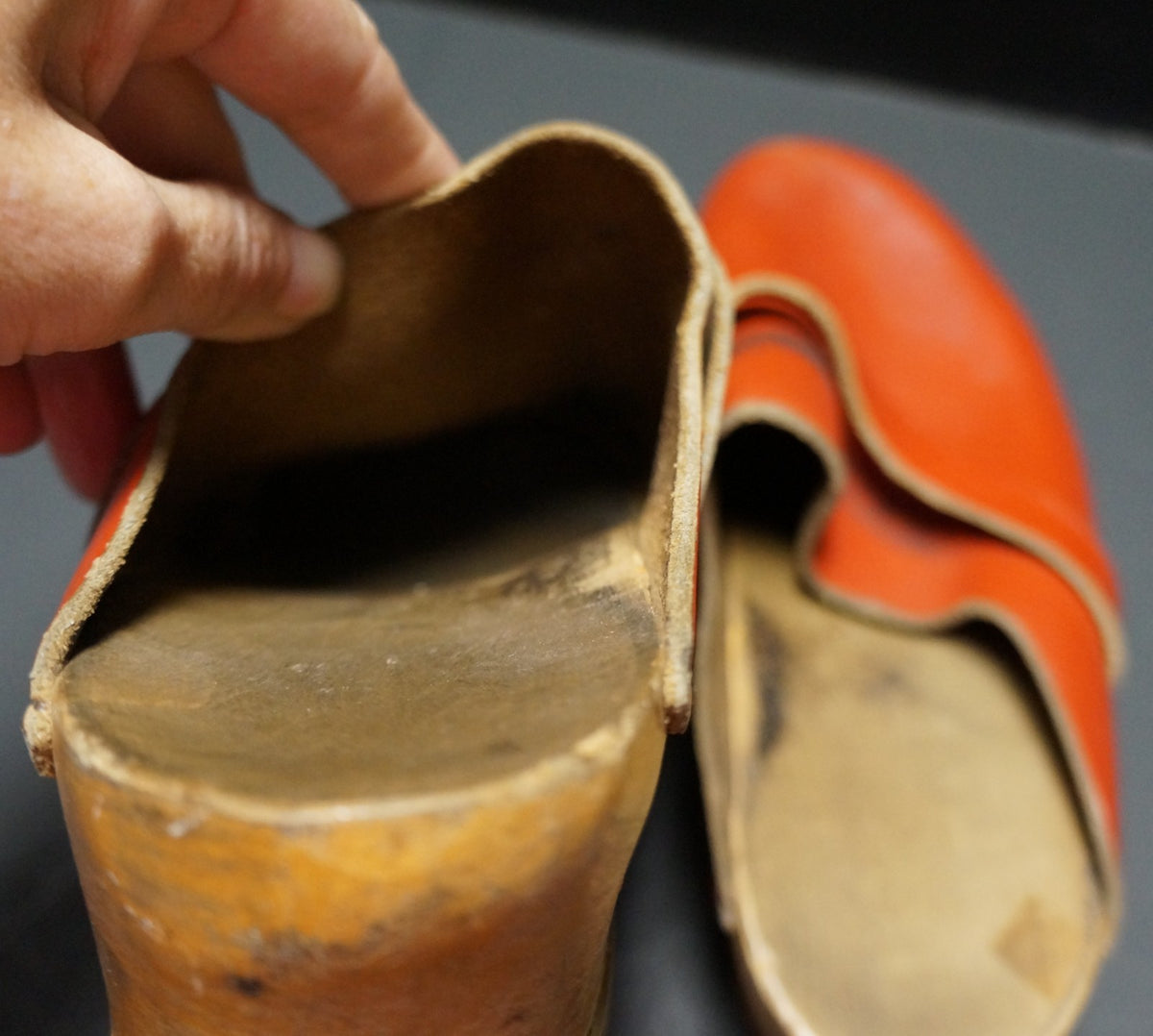 Poronylia Red Leather Wood Clogs Sweden Womens Shoes Small 4.5 or 5