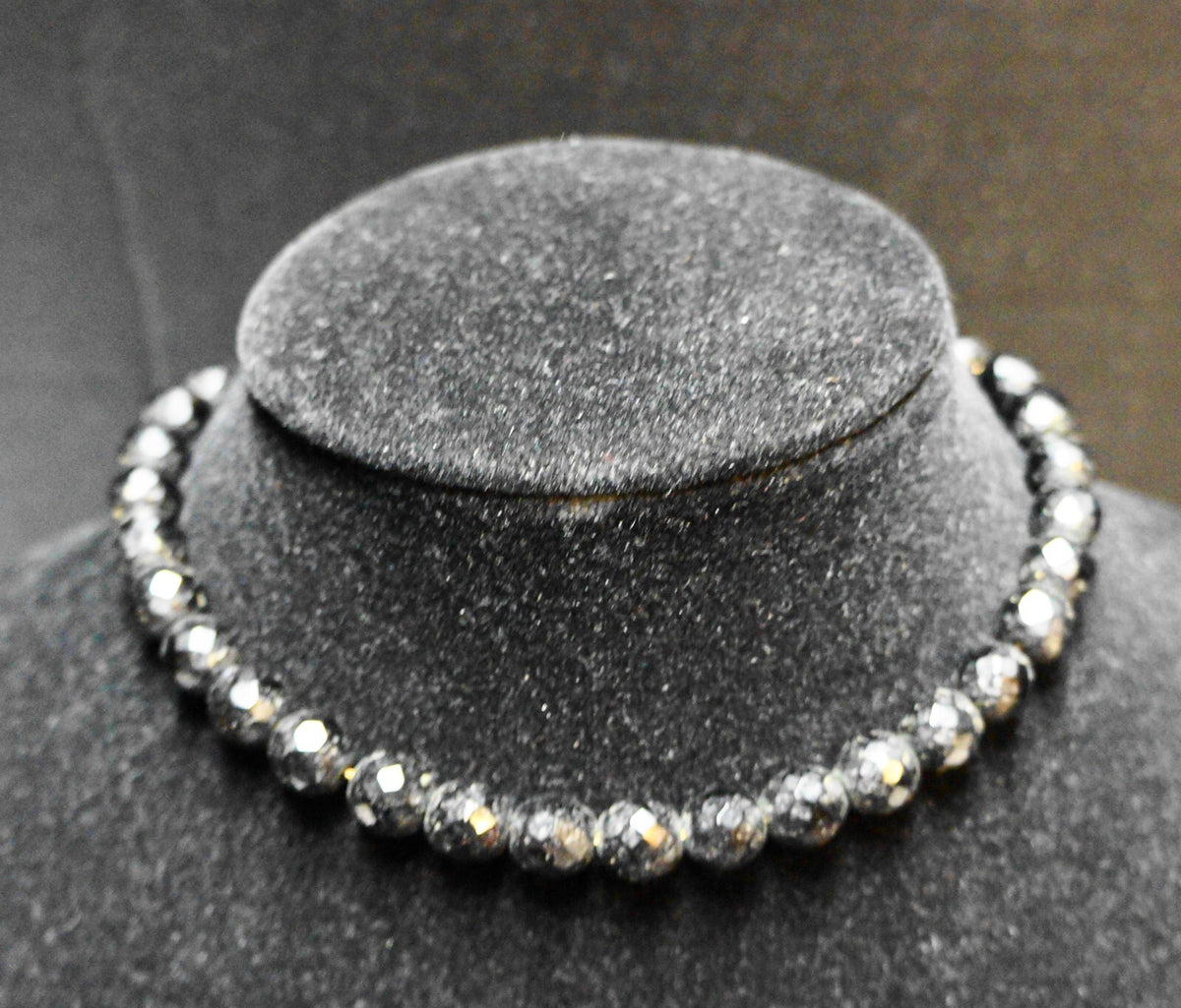 Black Glass Faceted Beads Necklace Choker Chain Strung