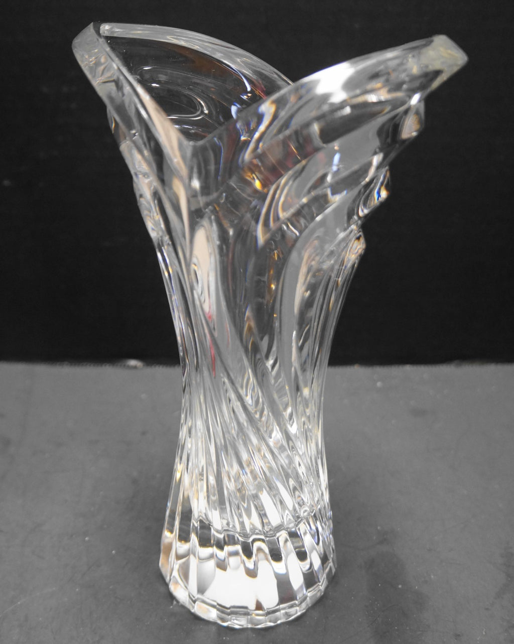 Mikasa Spring Flair Lead Crystal 8" Vase With Box