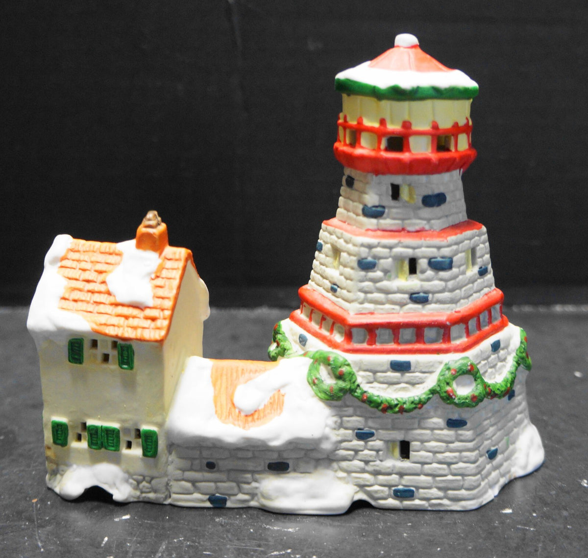 NOMA New England Christmas Village Lighthouse 1996