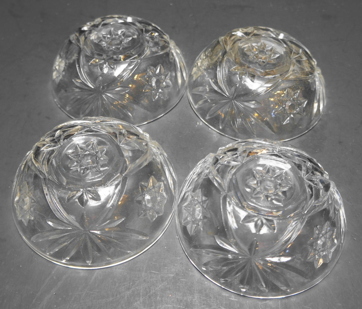 Anchor Hocking Early American Prescut Star Fruit Dessert Bowls Set of 4 Smooth R