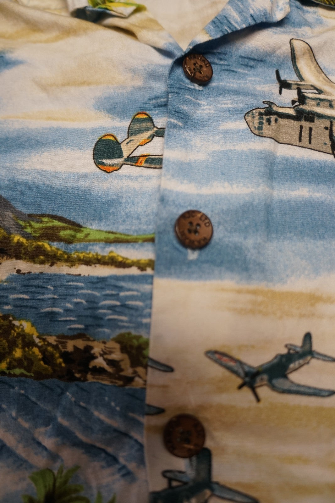 Vintage RJC Hawaiian Aloha Shirt 2T WWII Airplanes Beach Scene