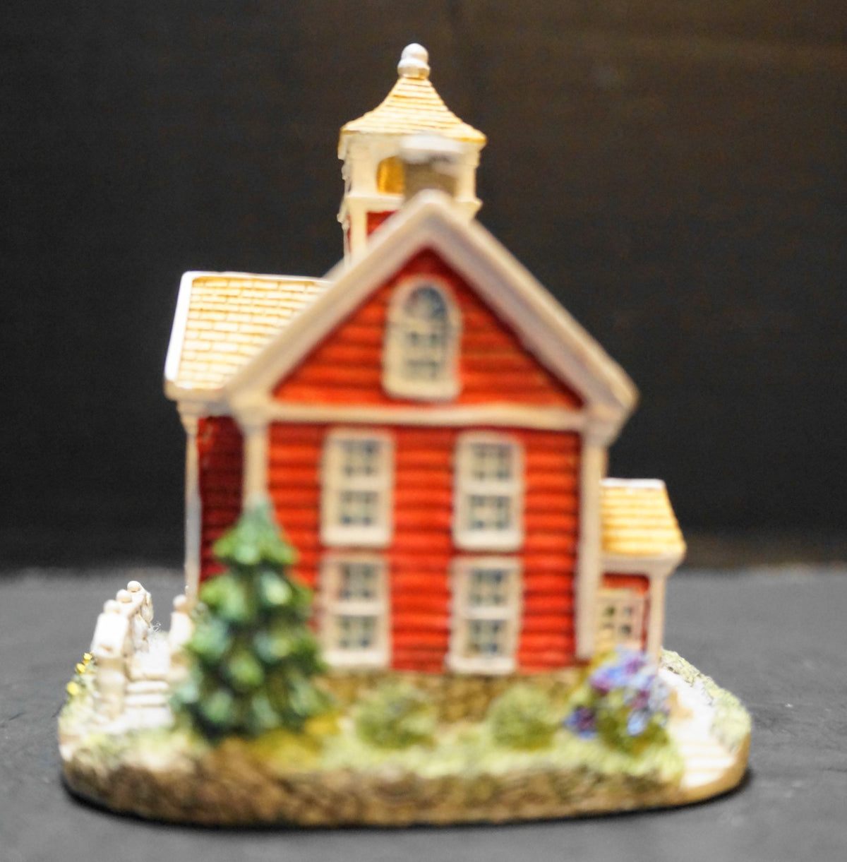 Liberty Falls Secondary School Resin Figurine AH158 1998