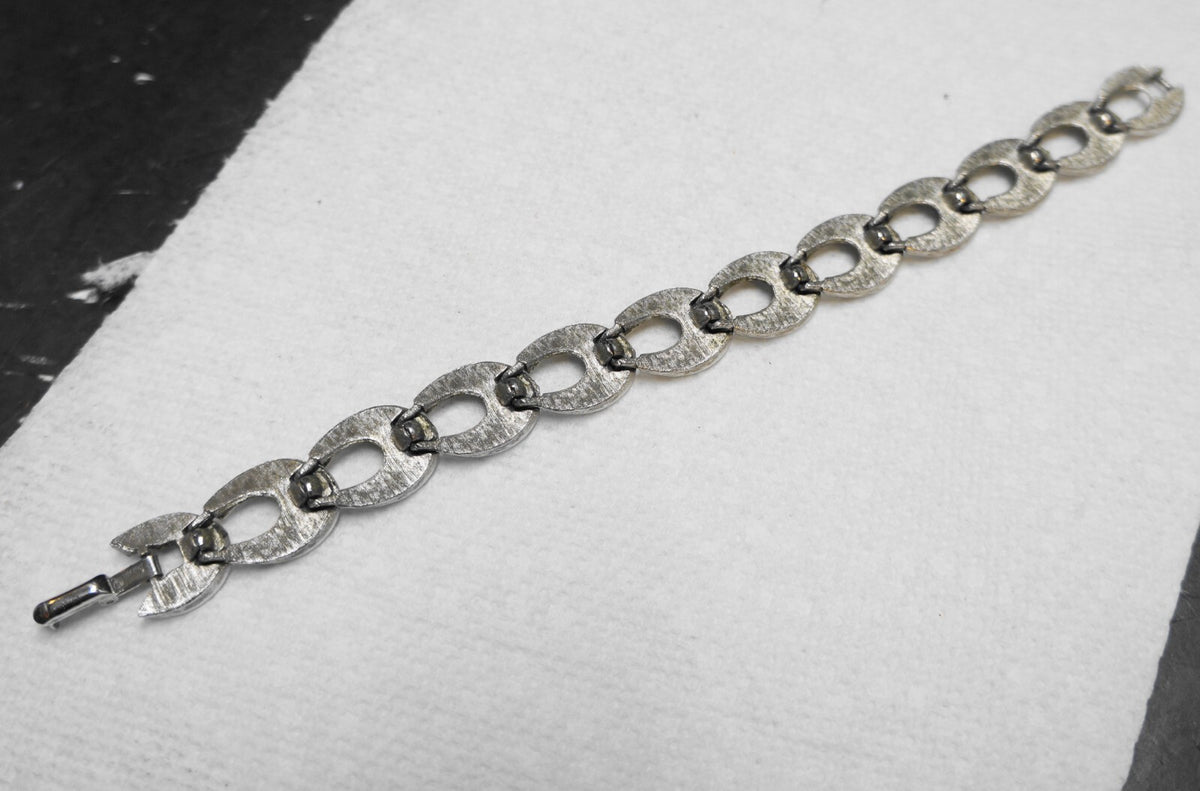 Crown Trifari Silver Tone Oval Links Bracelet