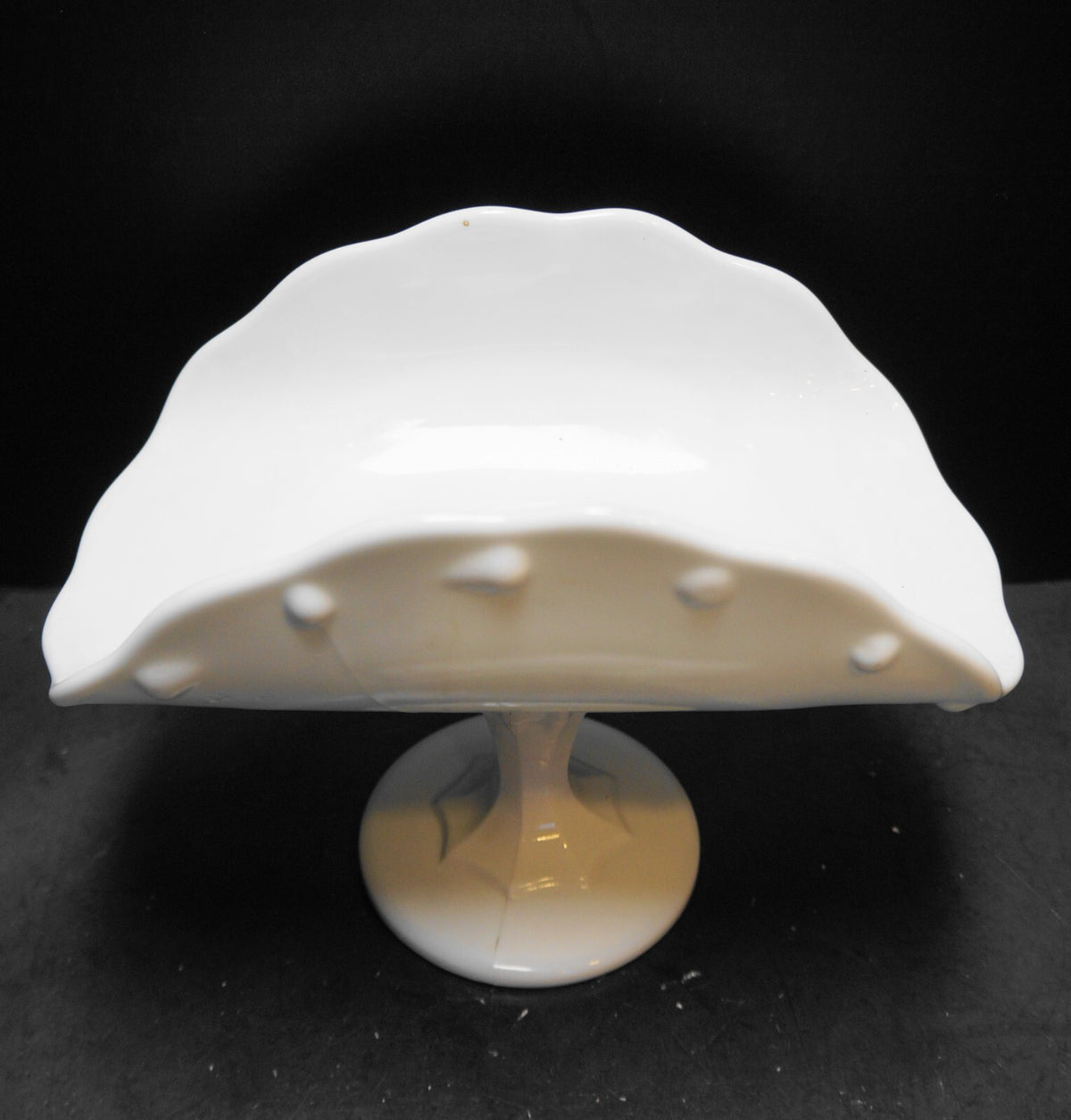 Indiana Glass Teardrop White Milk Glass Banana Stand