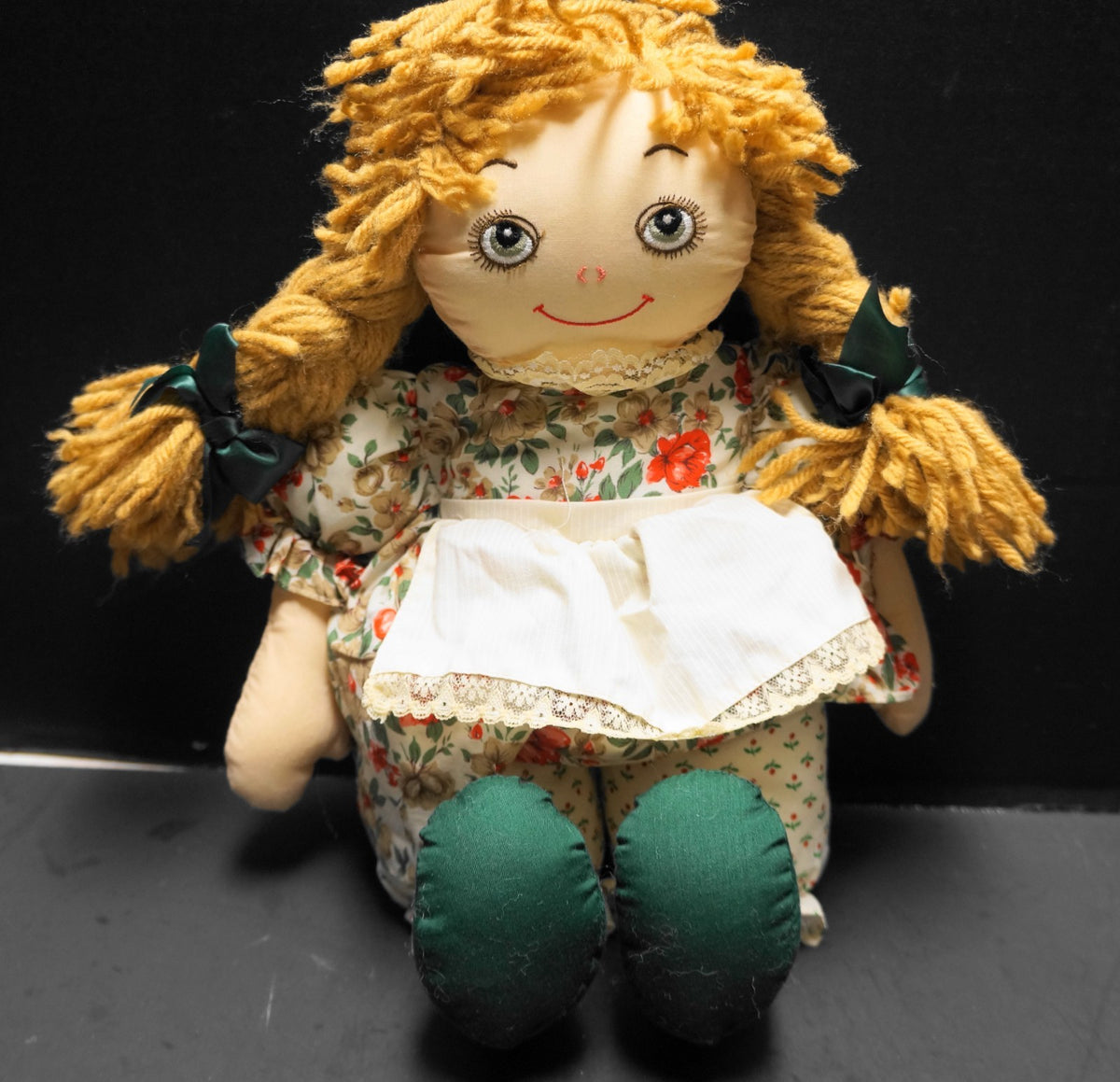 Commonwealth Soft Rag Doll Yarn Hair 16" 1989