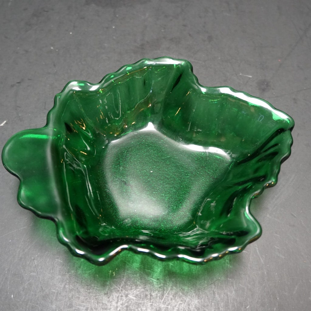 Anchor Hocking Forest Green Maple Leaf Candy Dish Bowl