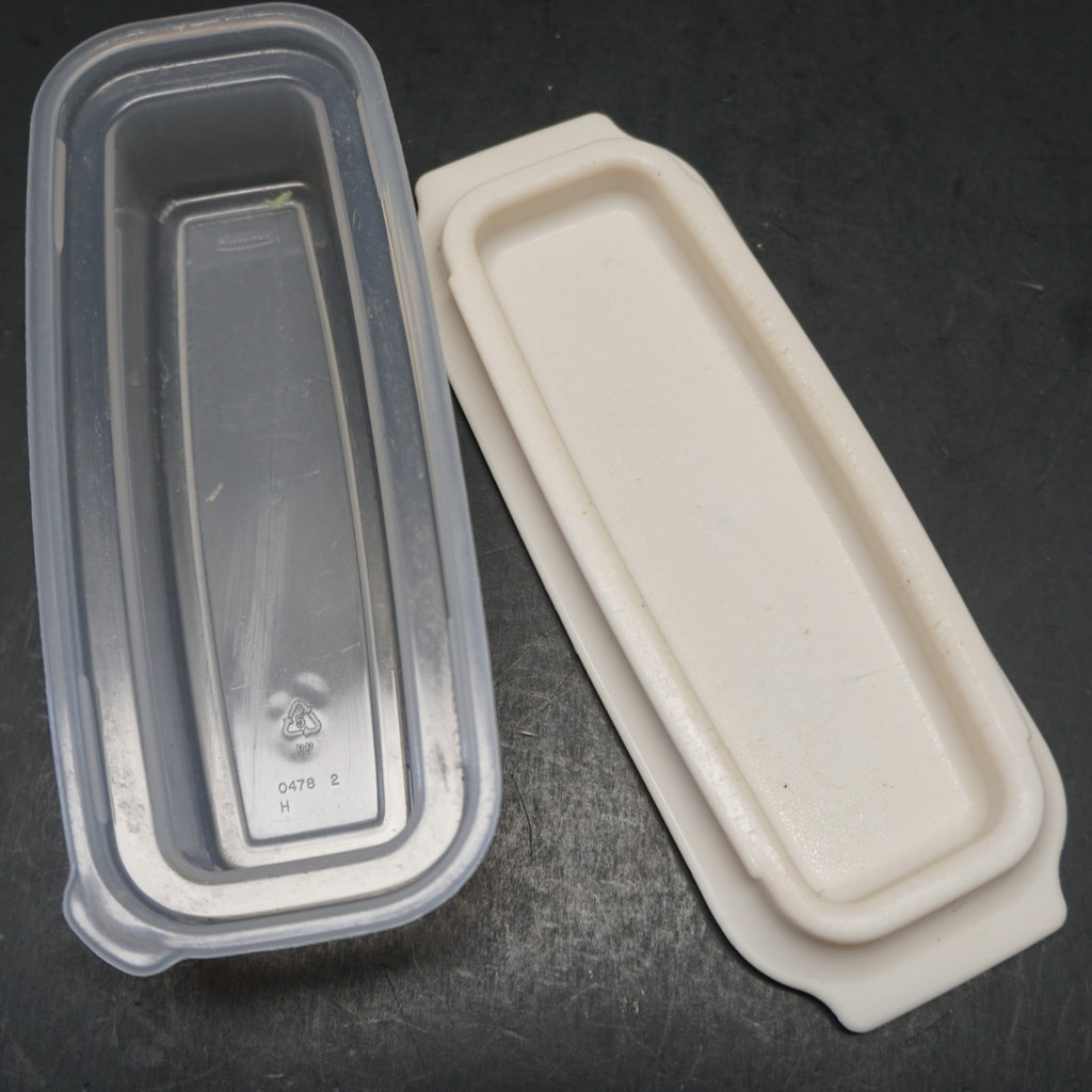 Rubbermaid Almond Base Clear Top 1 Stick Butter Dish