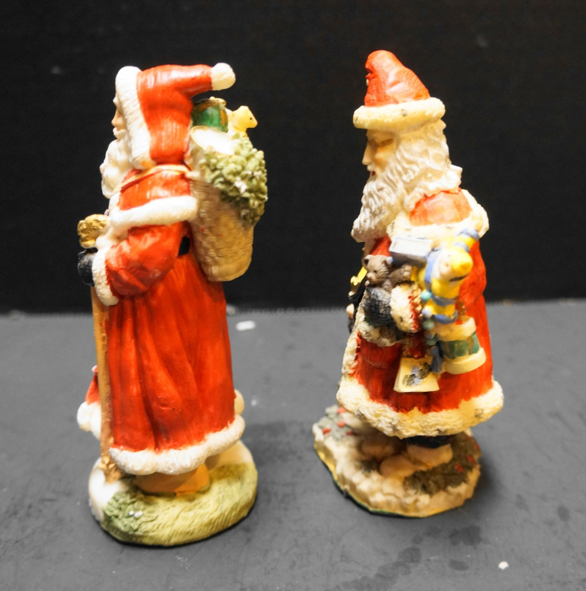 International Santa Claus Collection France Finland Figurines Pair 1993
