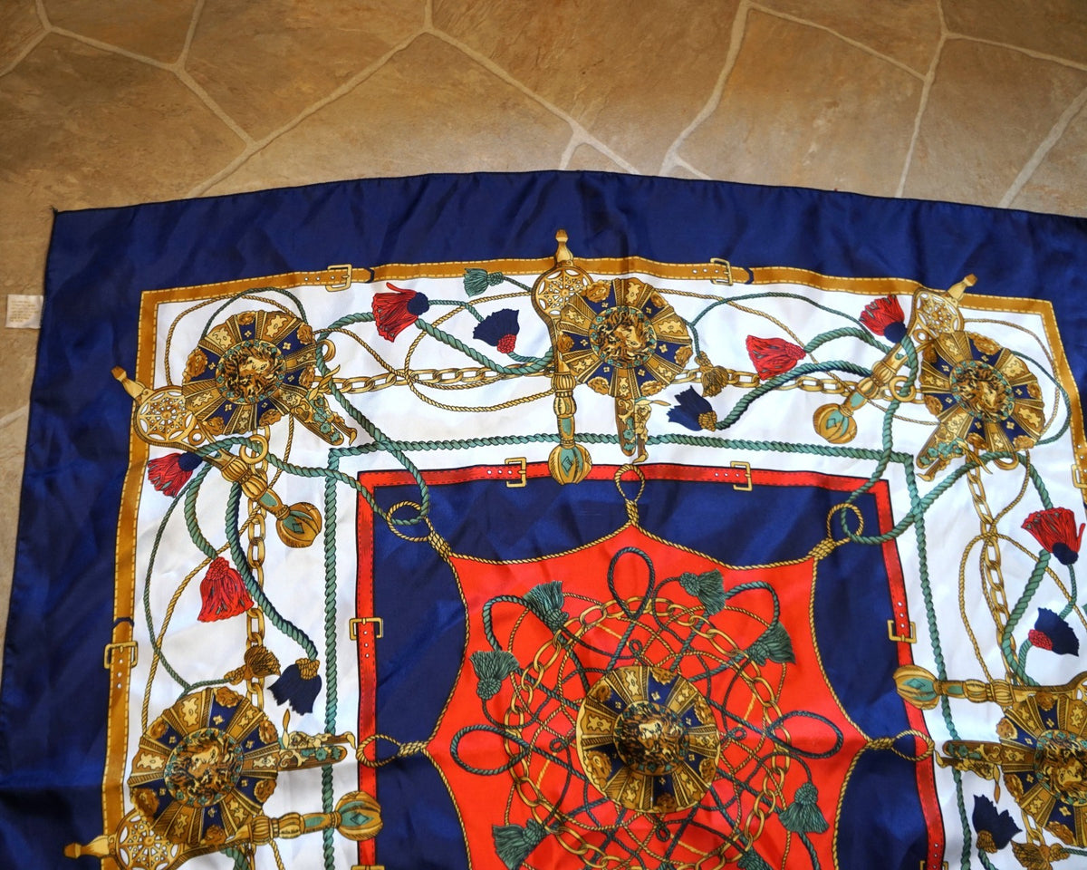 Lion Medallion Equestrian Polyester Scarf Made in Korea 34 IN