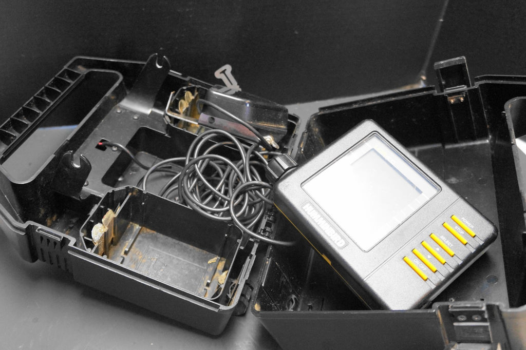 Humminbird LCR 400 Fishfinder Portable Complete Set in Case