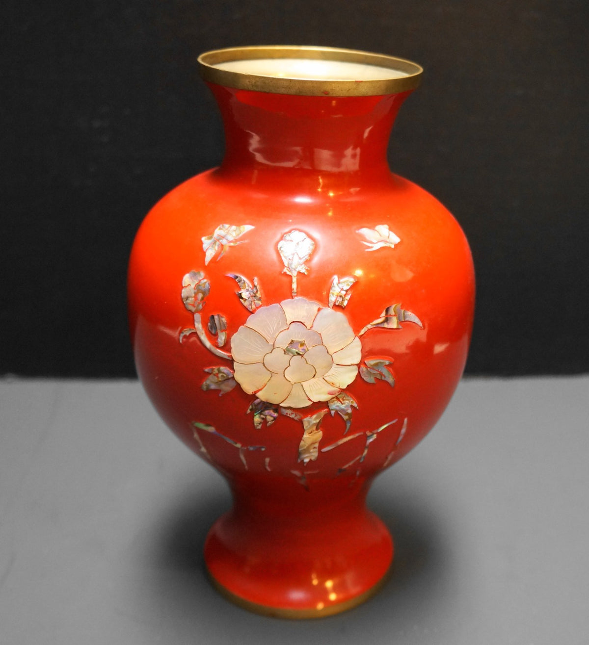 Red Enamel Over Brass Mother of Pearl Abalone Inlay Flower Vase Korea
