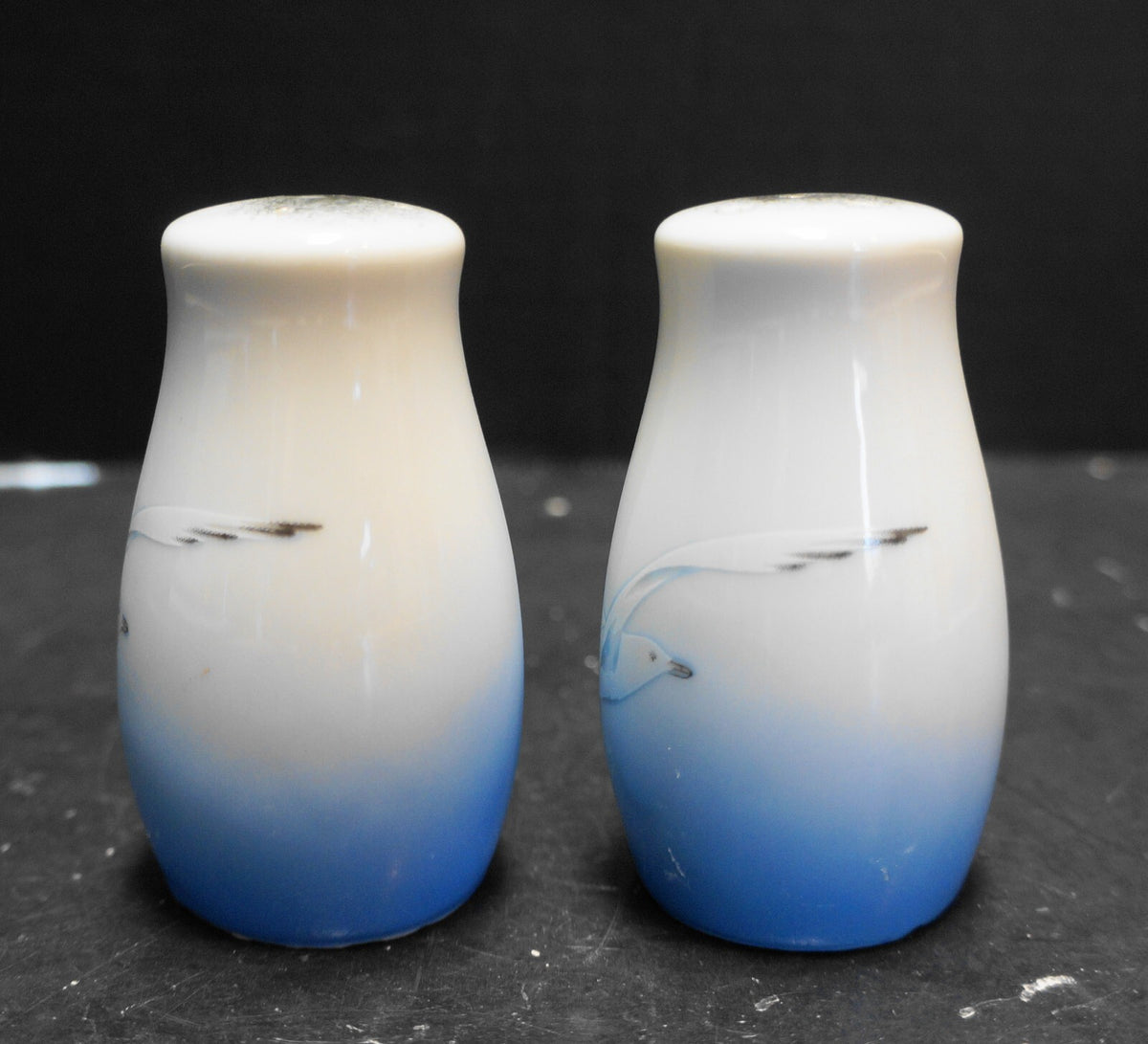 Blue White Seagull Salt Pepper Shakers Pair Japan
